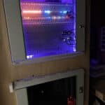 Rack homelab 2026 avec serveurs Proxmox, switch UniFi et NAS