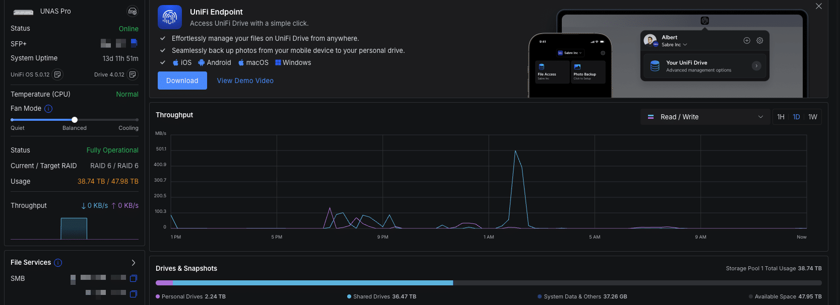 Unas Pro Interface Stockage