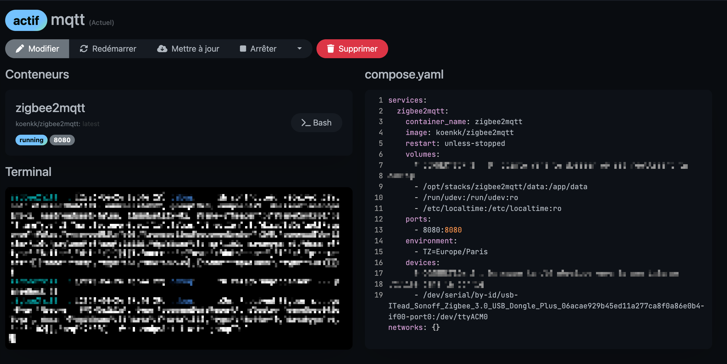 Stack Zigbee2MQTT dans Dockge avec le compose.yaml et le terminal de logs